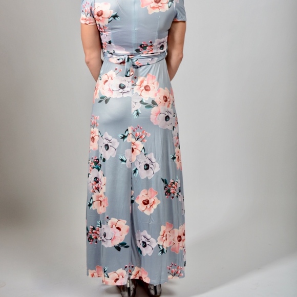 Floral Print Turtle Maxi Dress - Picture 5 of 5